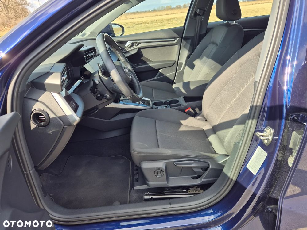 Audi A3 Sportback 35 TFSI S tronic S line - 9
