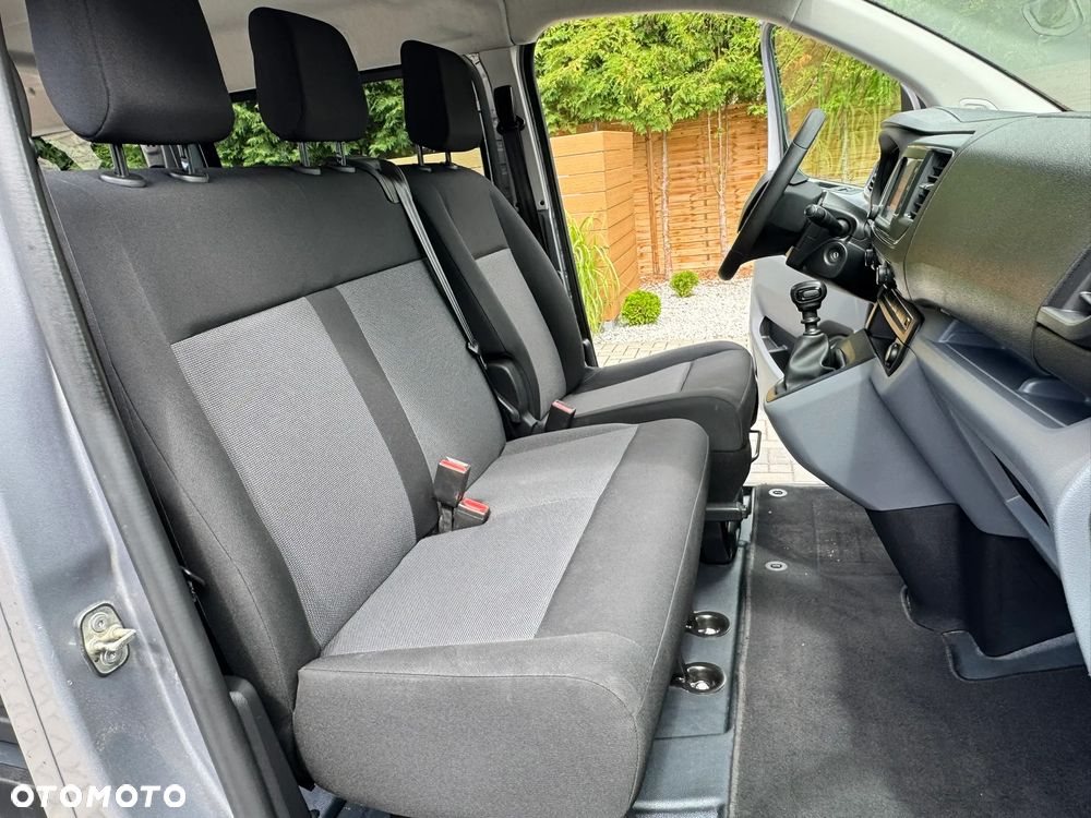 Opel Vivaro Kombi Extra Long 2,7t Enjoy - 21