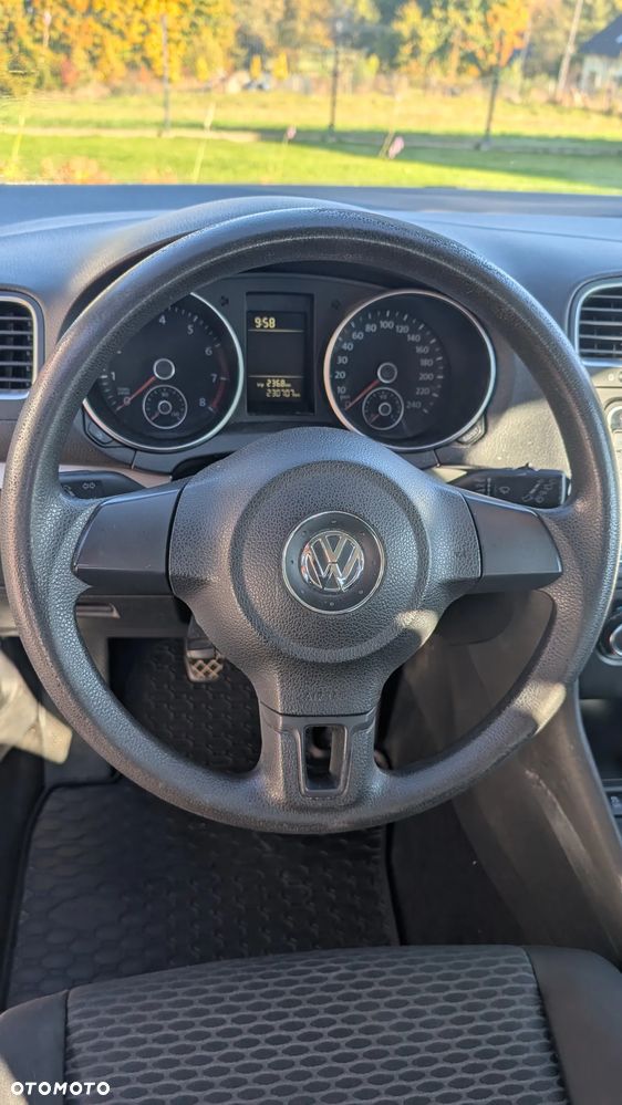 Volkswagen Golf - 9