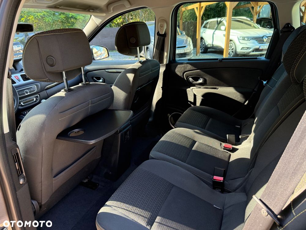 Renault Grand Scenic 1.6 16V 110 Dynamique - 28