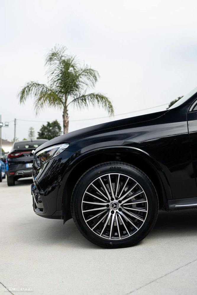 Mercedes-Benz GLC 300 e 4Matic 9G-TRONIC Edition AMG Line - 33
