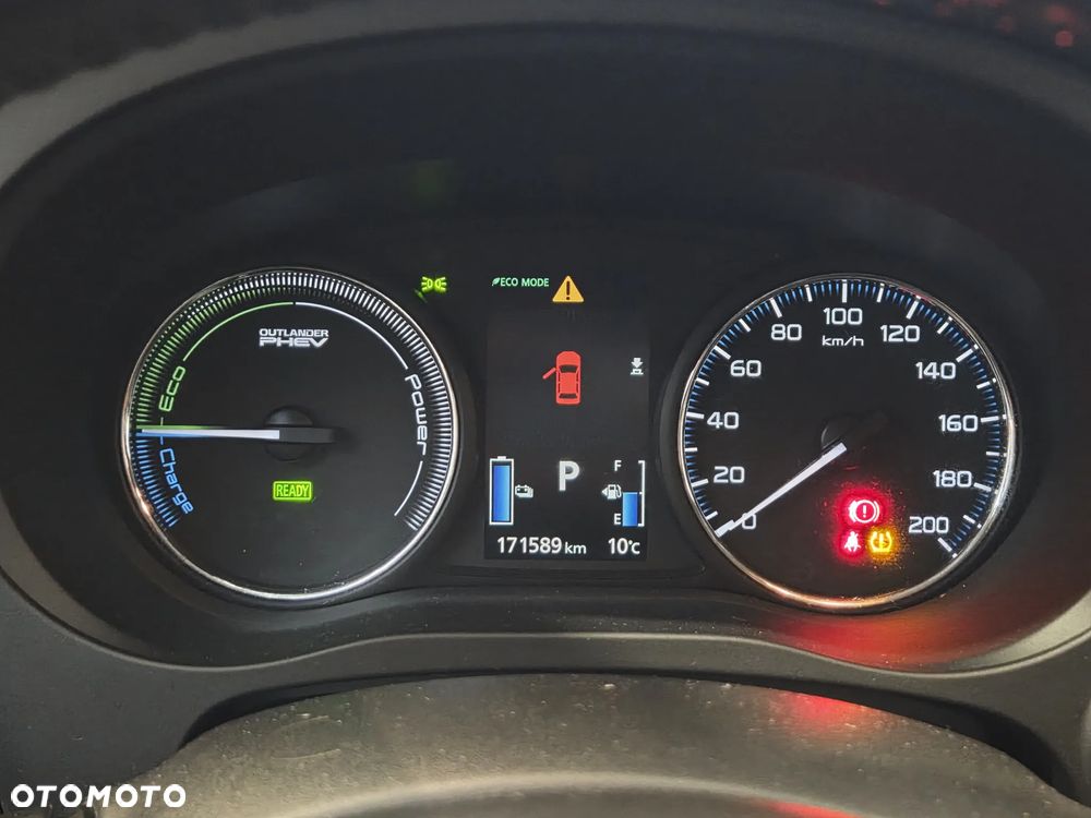 Mitsubishi Outlander PHEV Instyle NAVI - 17