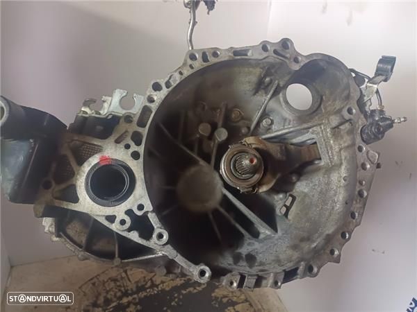 CAIXA DE VELOCIDADES TOYOTA AVENSIS - 1