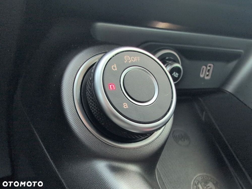 Alfa Romeo Tonale 1.3 PHEV Q4 TI - 29