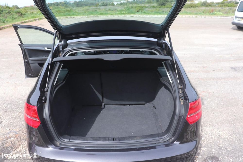 Audi A3 Sportback 1.6 TDI DPF Attraction - 7