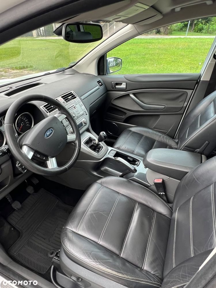Ford Kuga 2.0 TDCi Titanium - 6