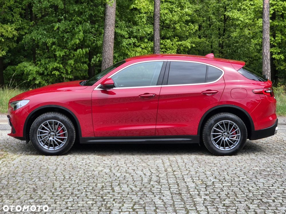 Alfa Romeo Stelvio 2.0 Turbo 16V AT8-Q4 First Edition - 5