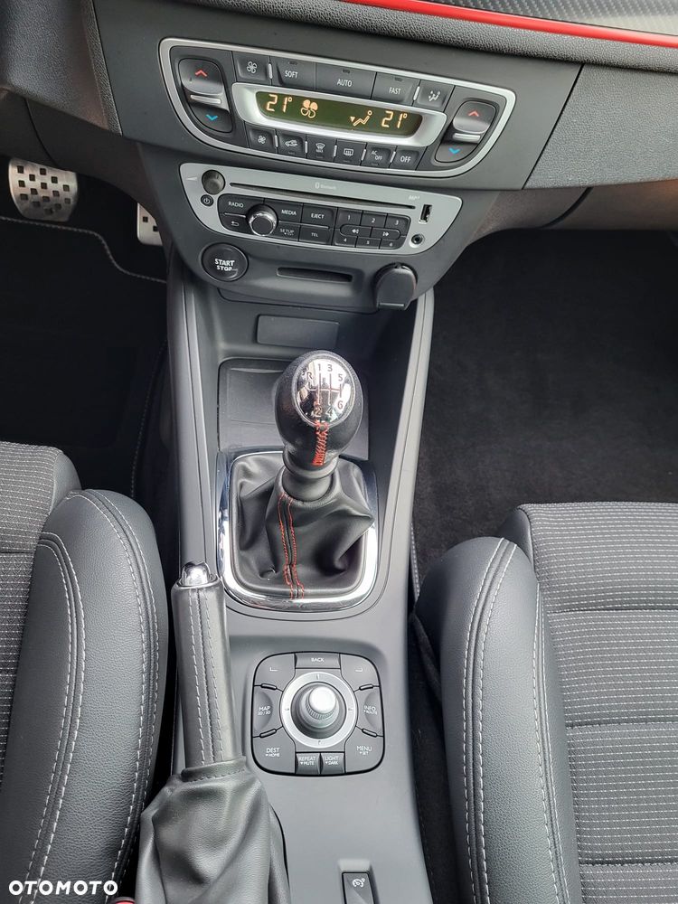 Renault Megane GT 220 - 28