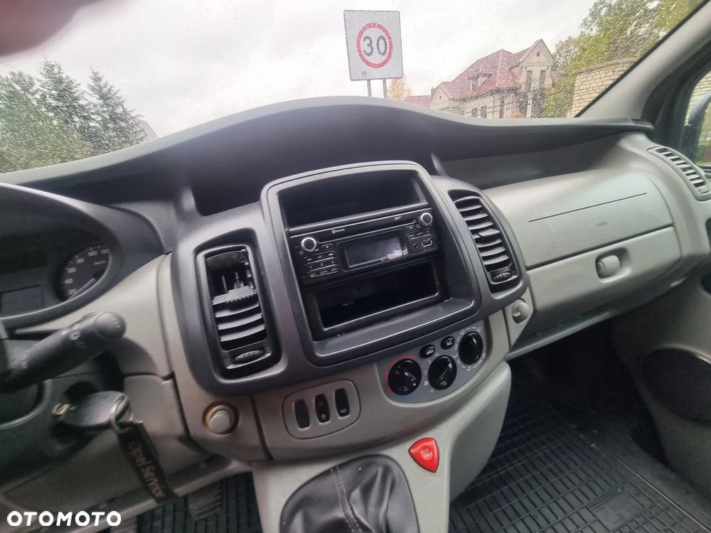 Opel Vivaro L2H1 2.9t Edition - 28