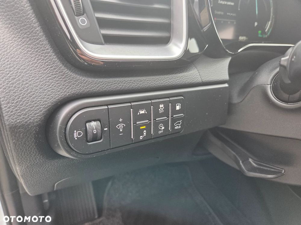 Kia Ceed 1.6 GDI PHEV L DCT - 22