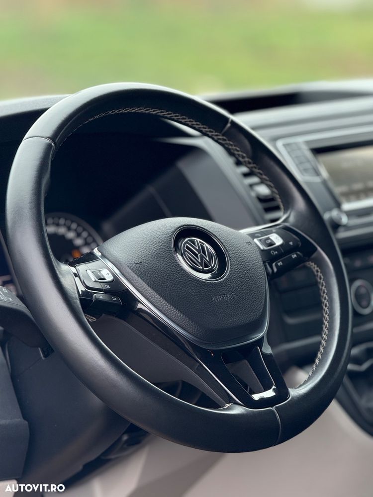 Volkswagen Caravelle LR Comfortline - 17