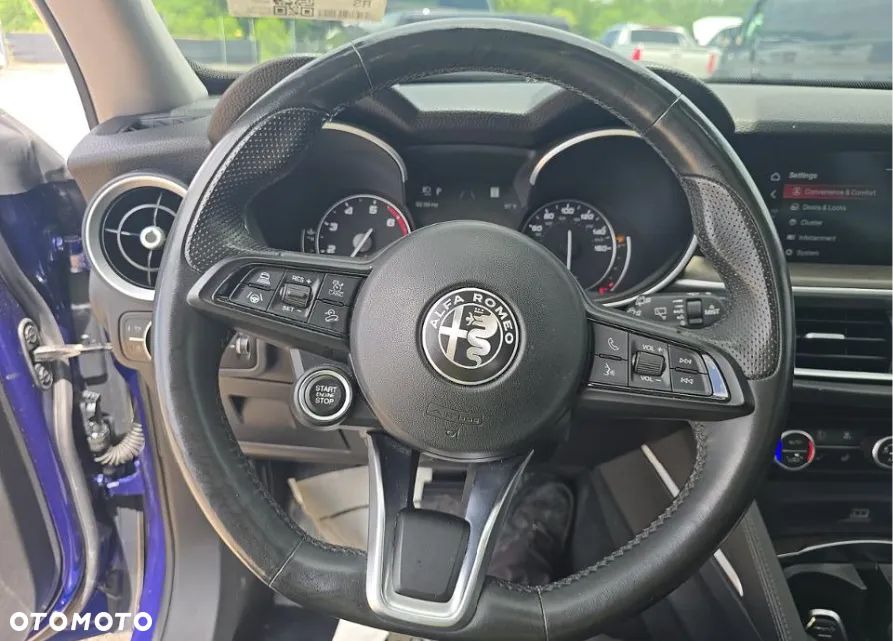 Alfa Romeo Stelvio 2.0 Turbo TI Q4 - 9