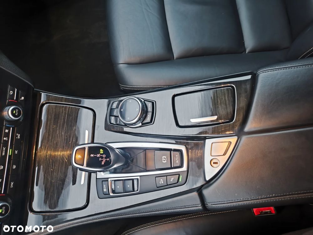 BMW Seria 5 535d xDrive Sport-Aut Modern Line - 12