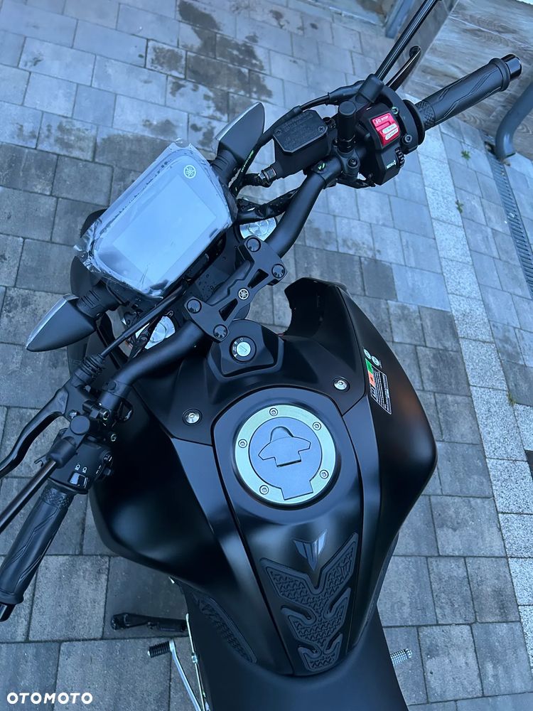 Yamaha MT - 7