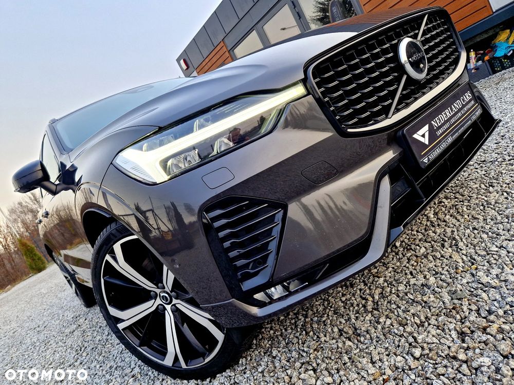 Volvo XC 60 B4 D Plus Dark - 3