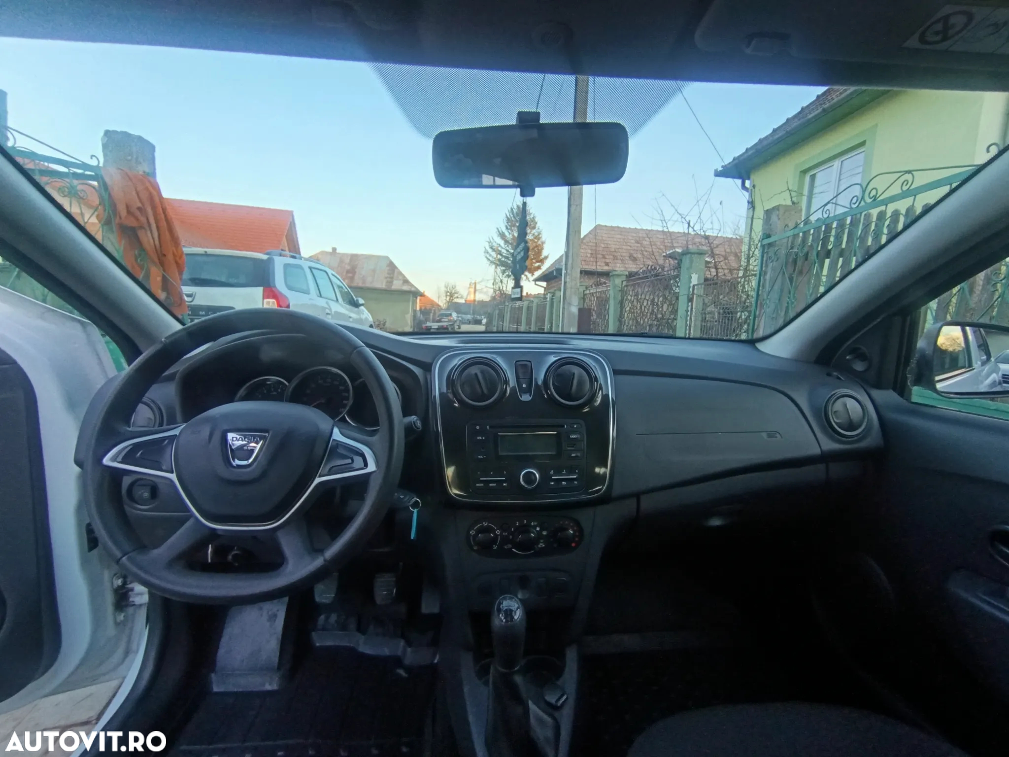 Dacia Logan 1.2 Acces - 12