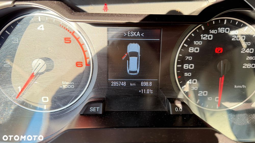 Audi A4 Avant 2.0 TDI ultra - 8