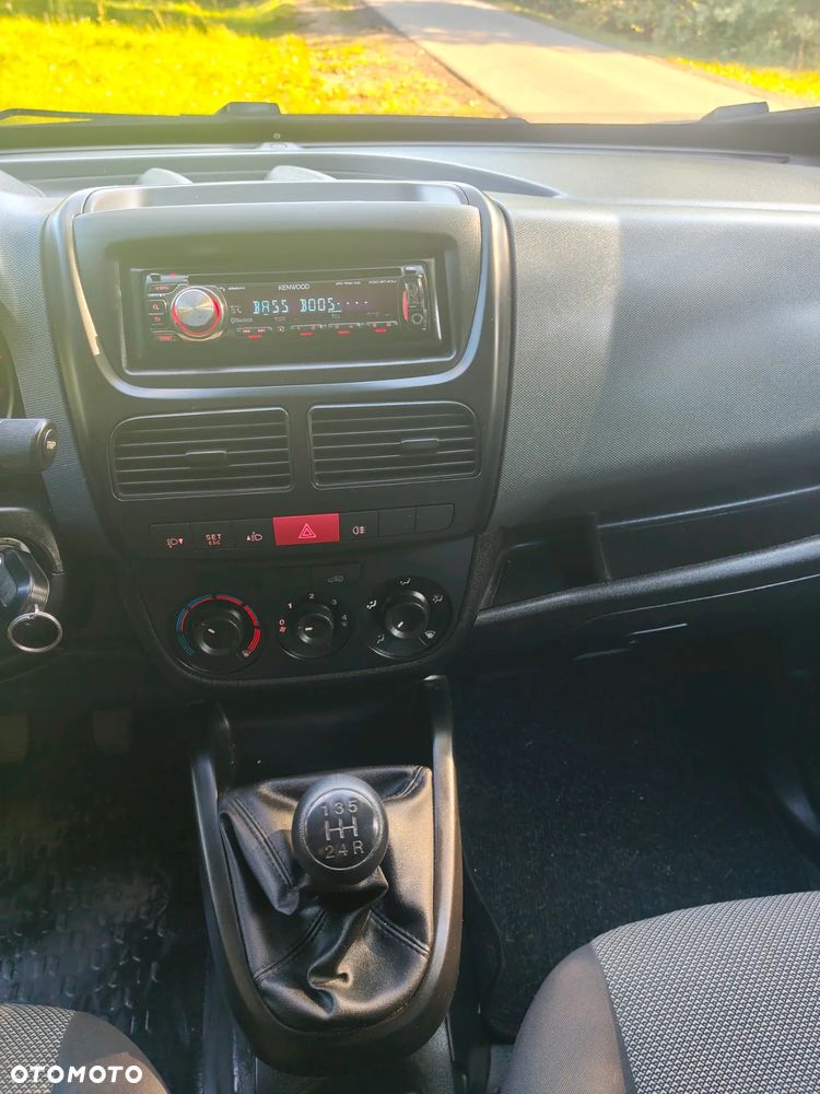 Fiat Doblo - 10