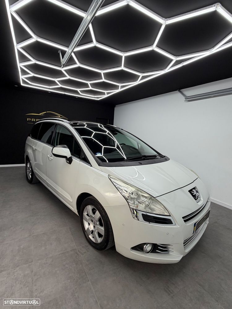 Peugeot 5008 1.6 HDi 5L Allure J17 - 2