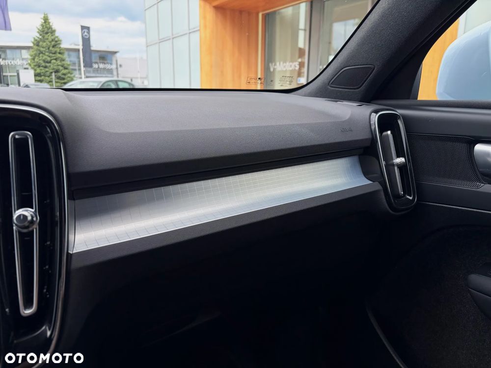 Volvo XC 40 B3 Core - 14