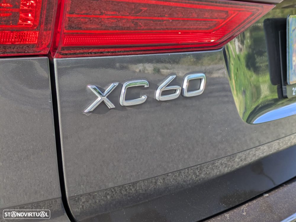 Volvo XC 60 2.0 T6 PHEV Inscription AWD - 46
