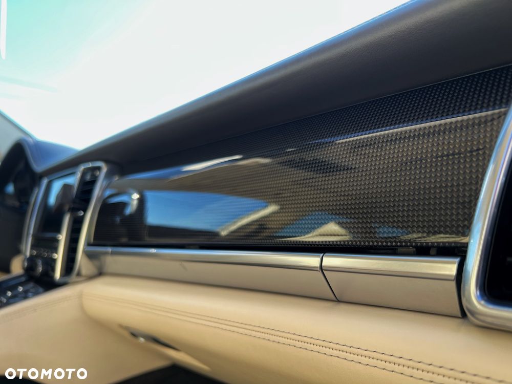 Porsche Panamera 13-16 - 28