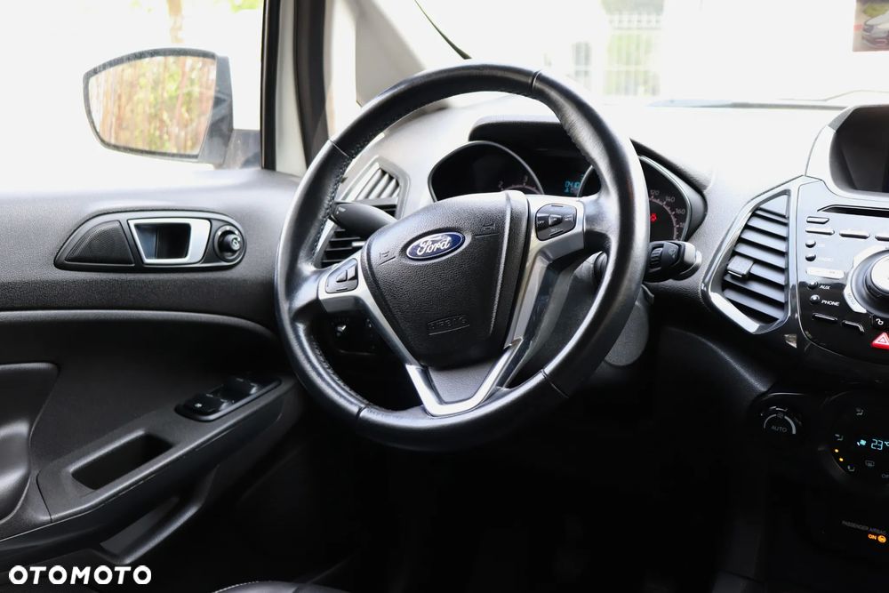 Ford EcoSport - 26