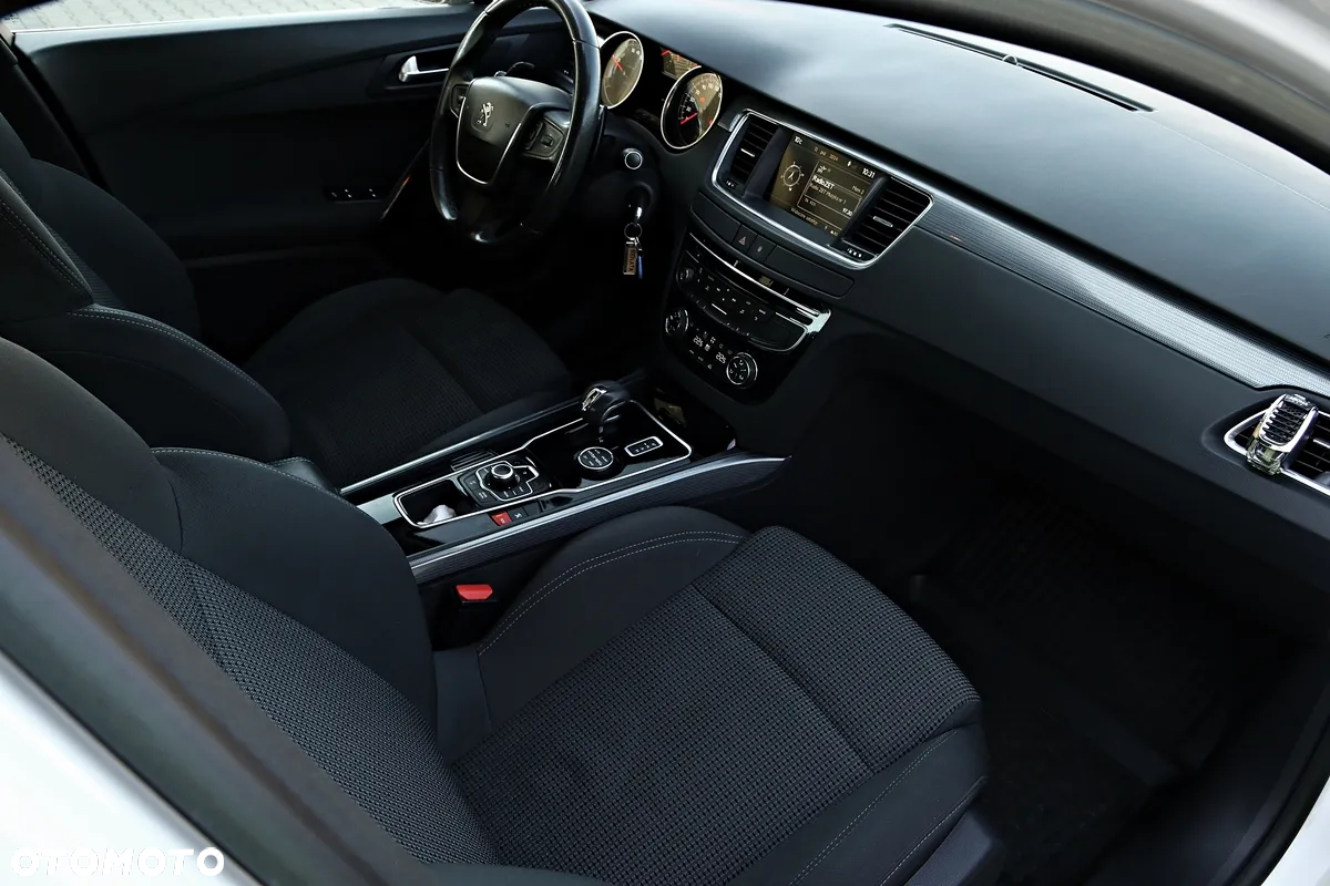 Peugeot 508 RXH 2.0 HDi HYbrid4 - 19