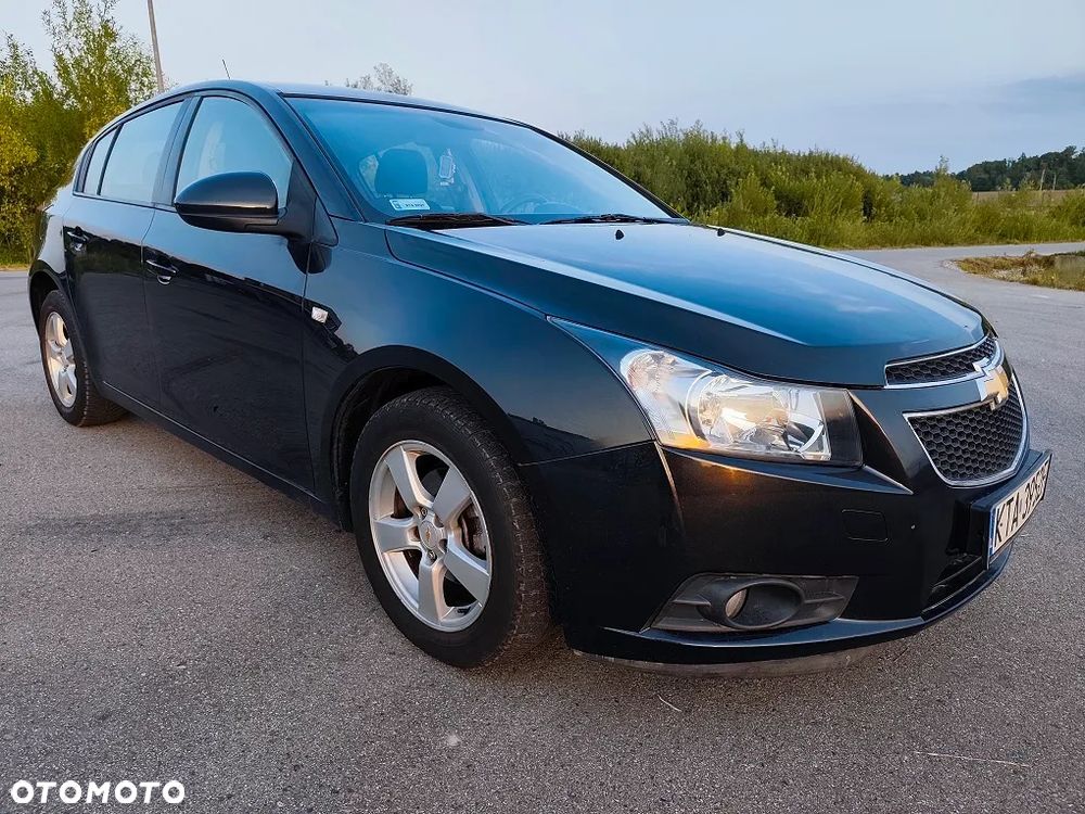 Chevrolet Cruze 1.6 LS - 3