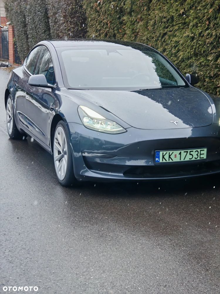 Tesla Model 3 Langstreckenbatterie Allradantrieb Dual Motor - 3