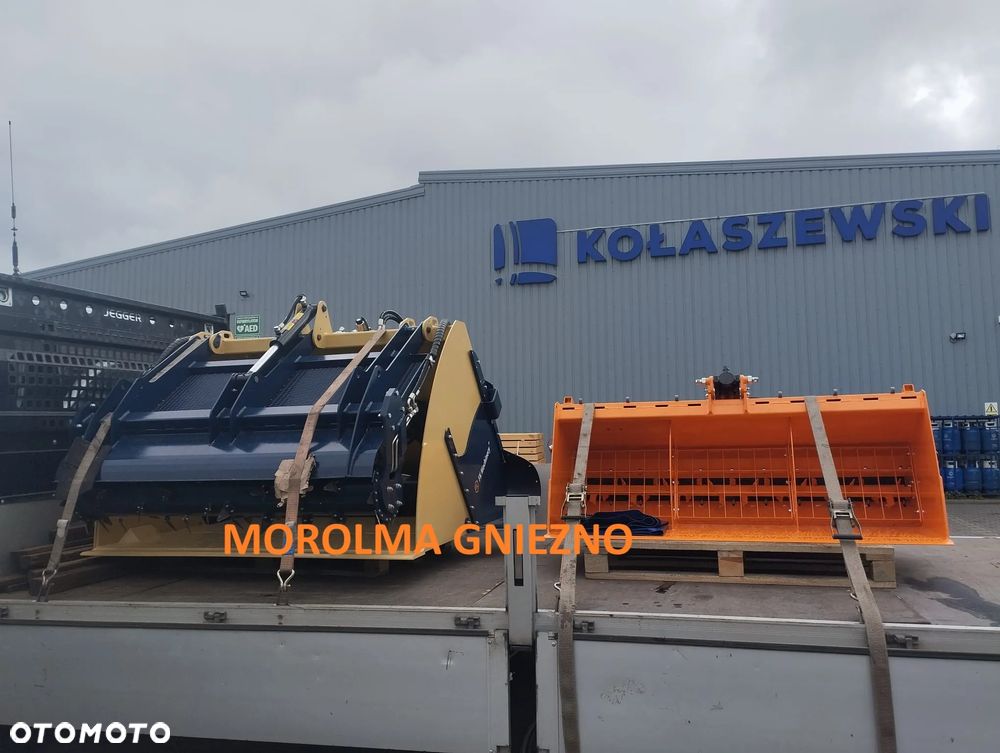 Posypywarka solarka samozaładowcza FK MACHINERY SAND MASTER/SAND PADAWAN 1,2 m–2,4 m – profesjonalna posypywarka drogowa do soli i piasku - 4
