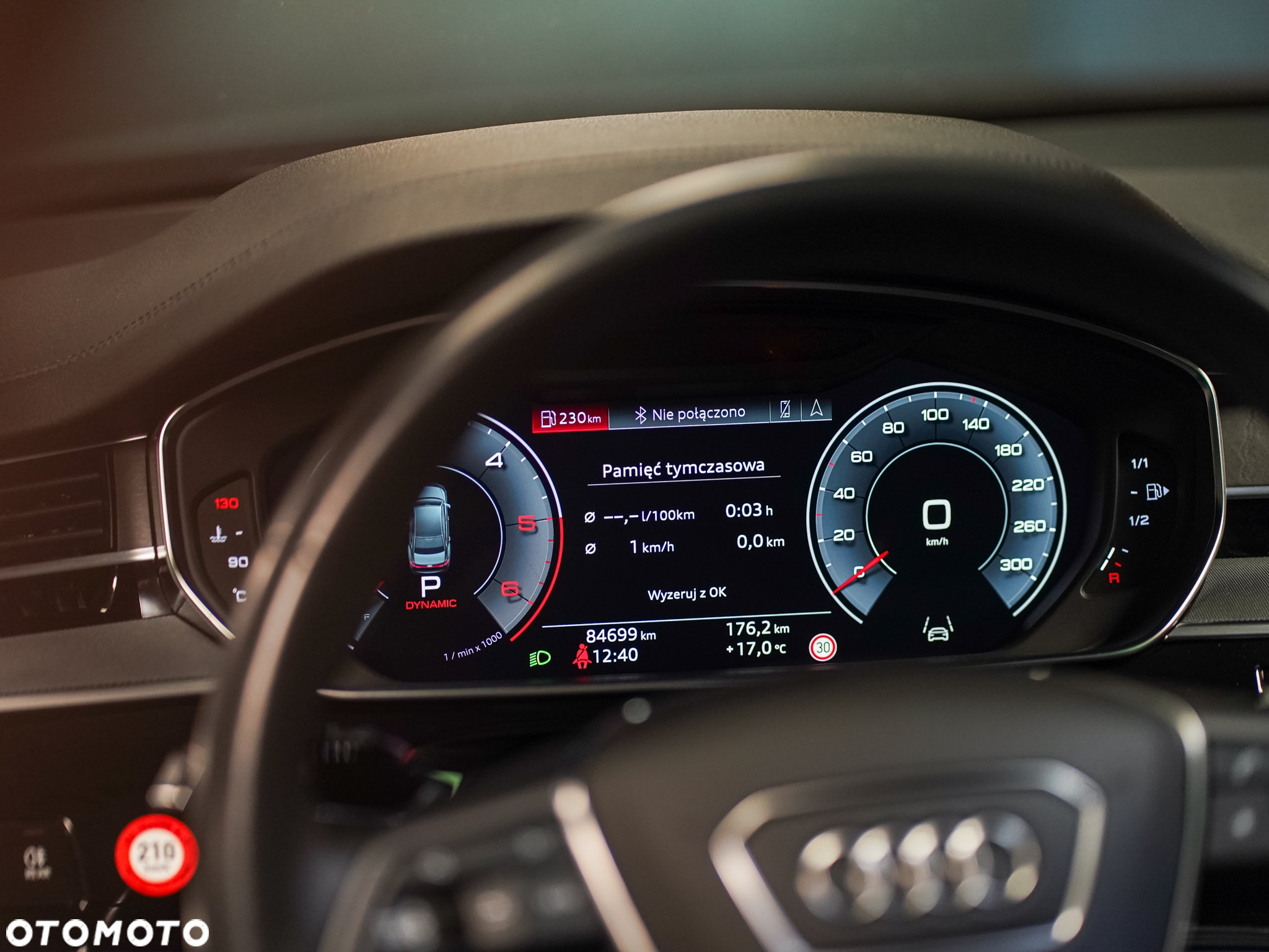 Audi A8 - 6