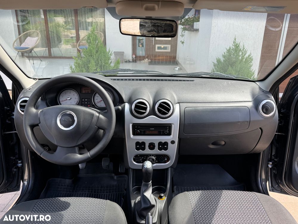 Dacia Logan 1.6 16V MPI Laureate - 6