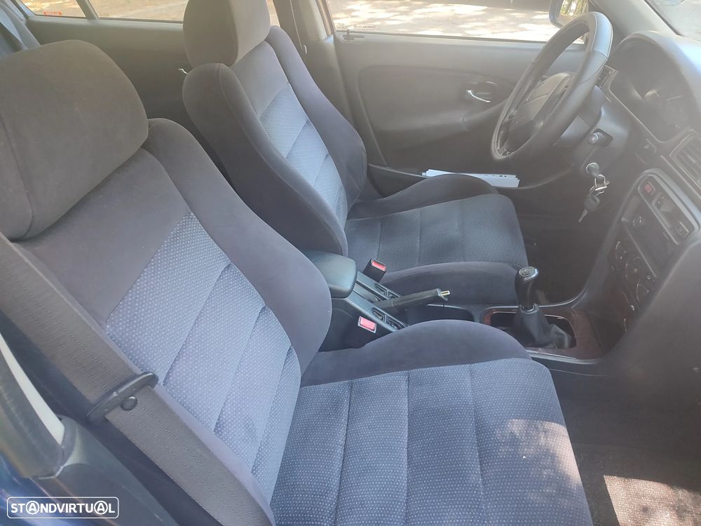 Honda Civic 1.5i Profile - 8