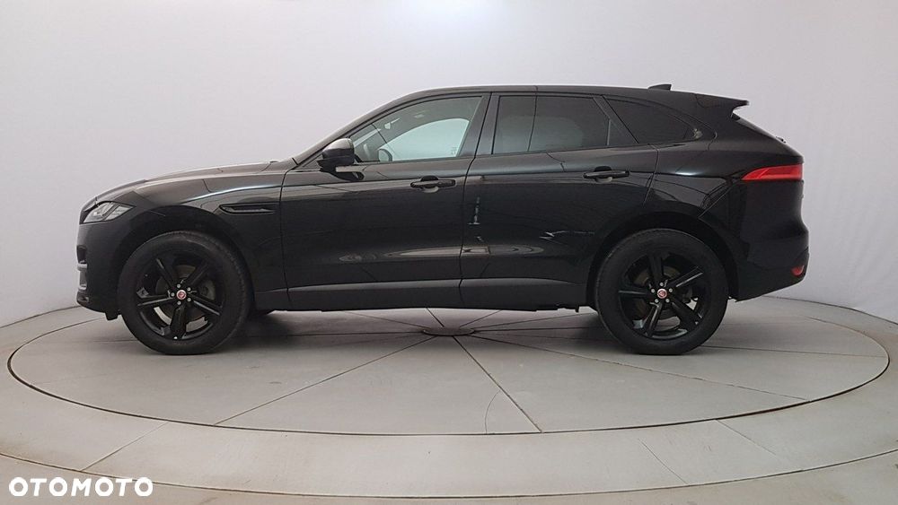 Jaguar F-Pace - 4