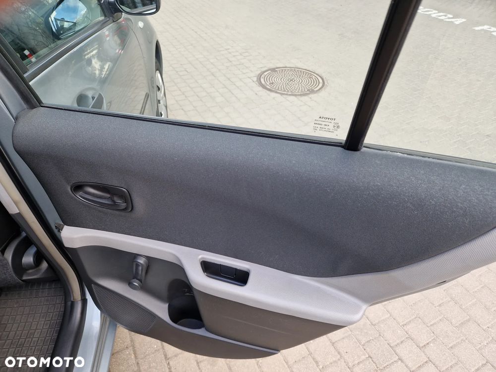 Toyota Yaris 1.0 Terra - 15