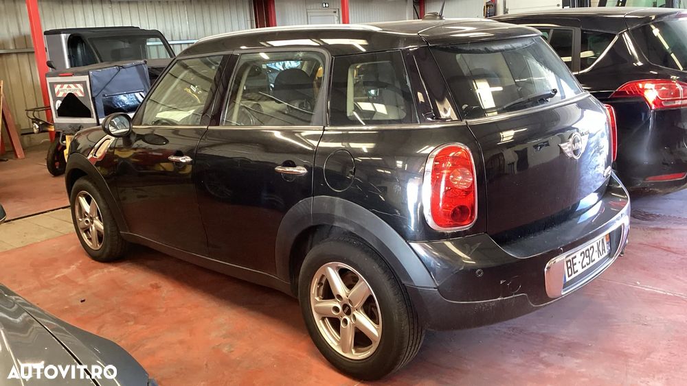Mini Countryman Cooper D - 3