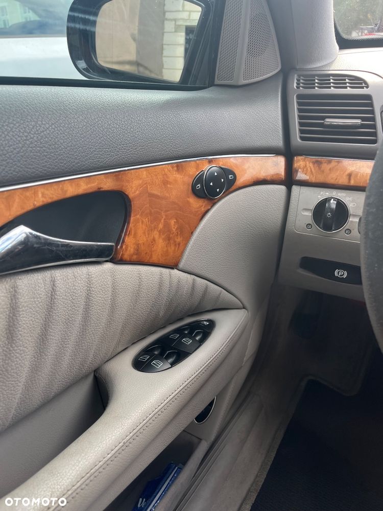 Mercedes-Benz Klasa E 280 4-Matic Avantgarde - 11