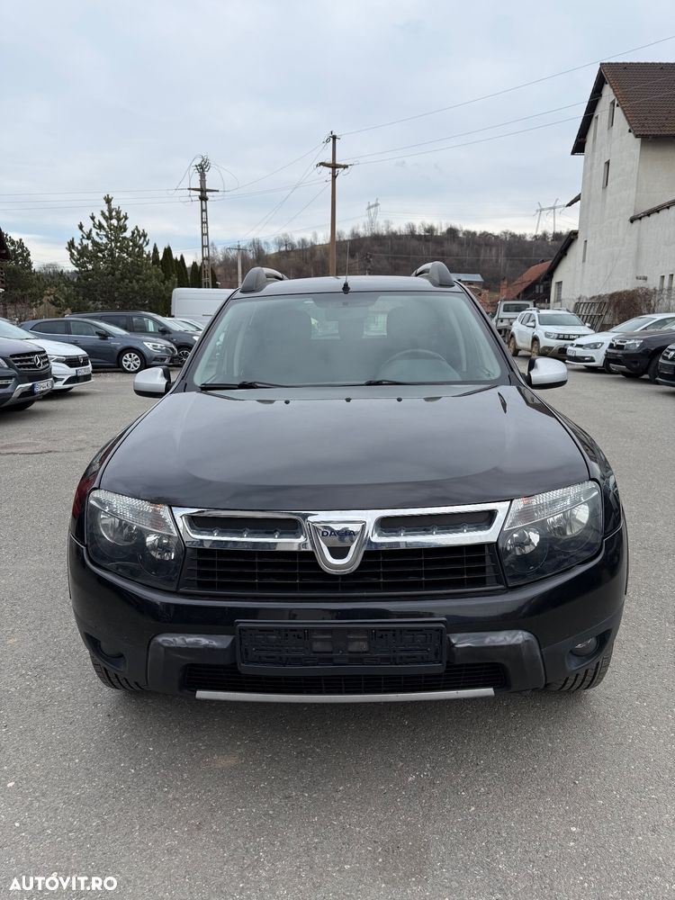 Dacia Duster 1.6 4x4 Laureate - 1