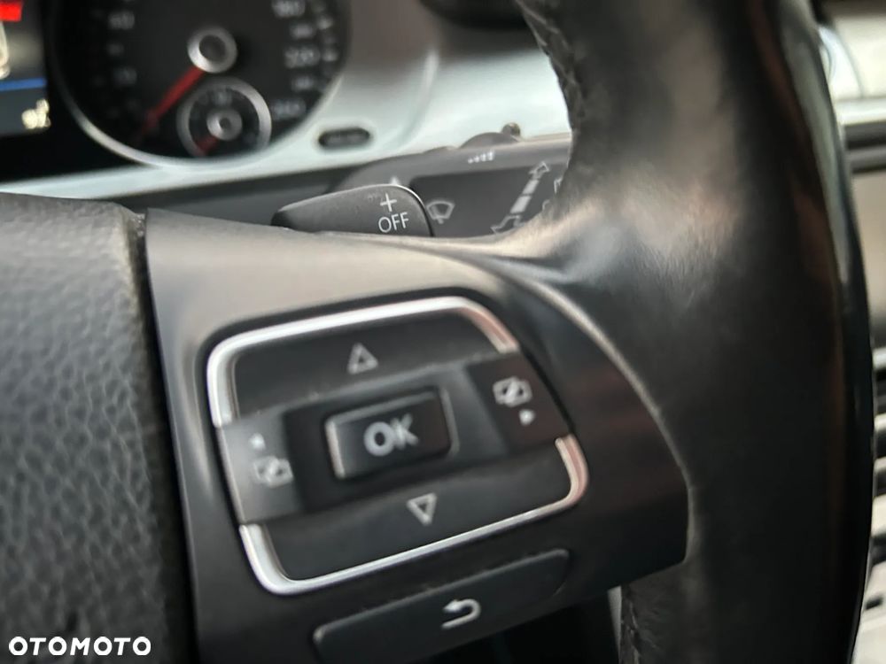Volkswagen Passat 2.0 TDI Highline DSG - 18