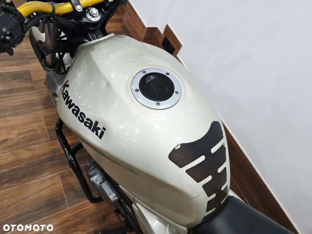Kawasaki ER - 11