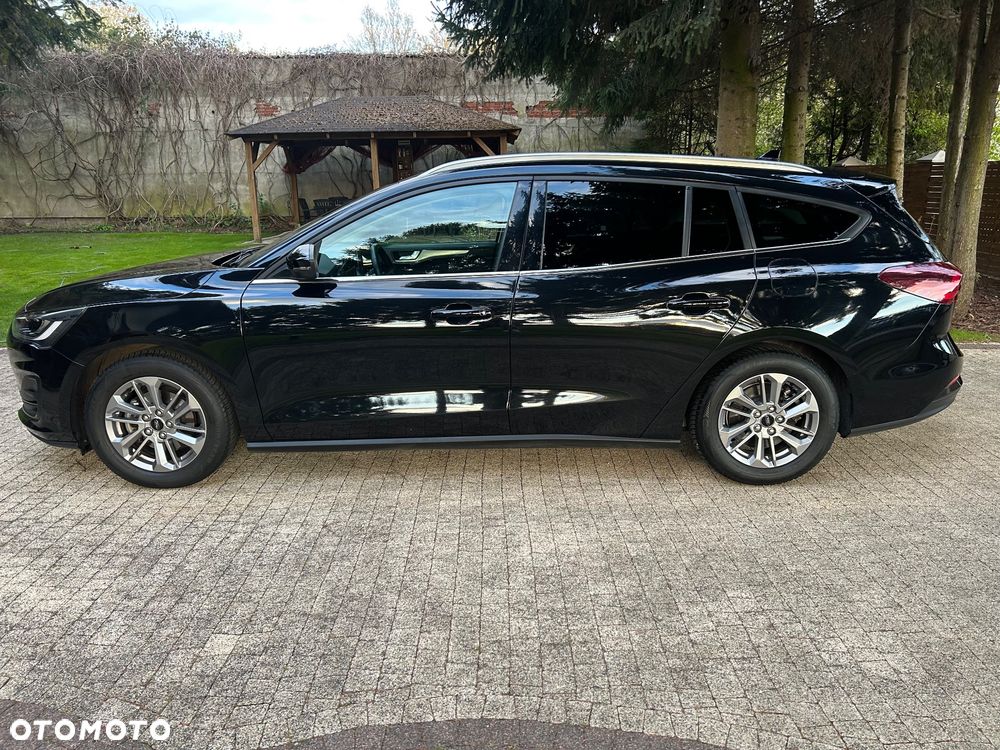 Ford Focus 1.0 EcoBoost mHEV Titanium X - 2