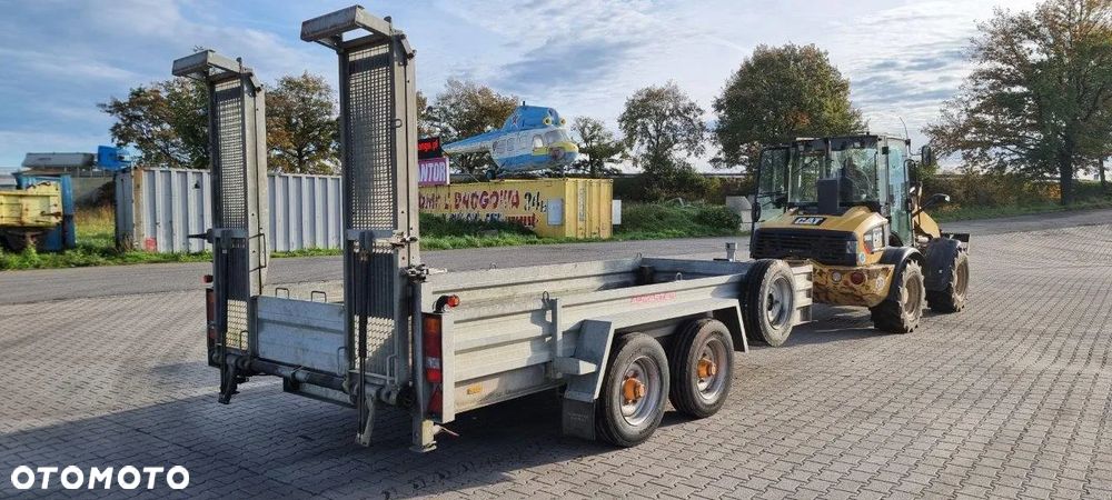 Inny Przyczepa 2 osiowa tandem, najazdy dwuczęściowe 3,2m - 5