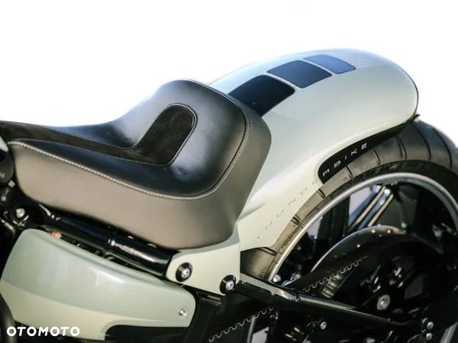 Harley Davidson Softail M8 Fat Boy Breakout FXBR Błotnik Kierunki 3w1 Thunderbike Custom - 1