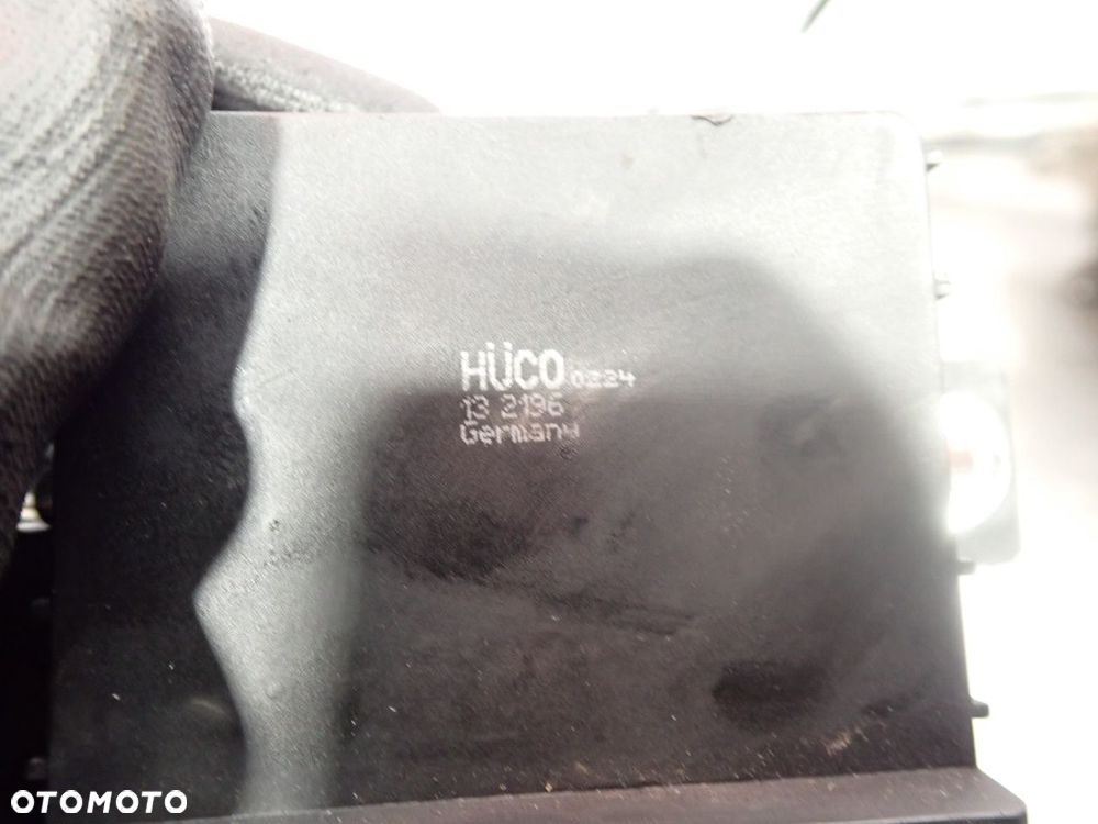 PRZEKAŹNIK ŚWIEC ŻAROWYCH BMW E46 TOURING - 3