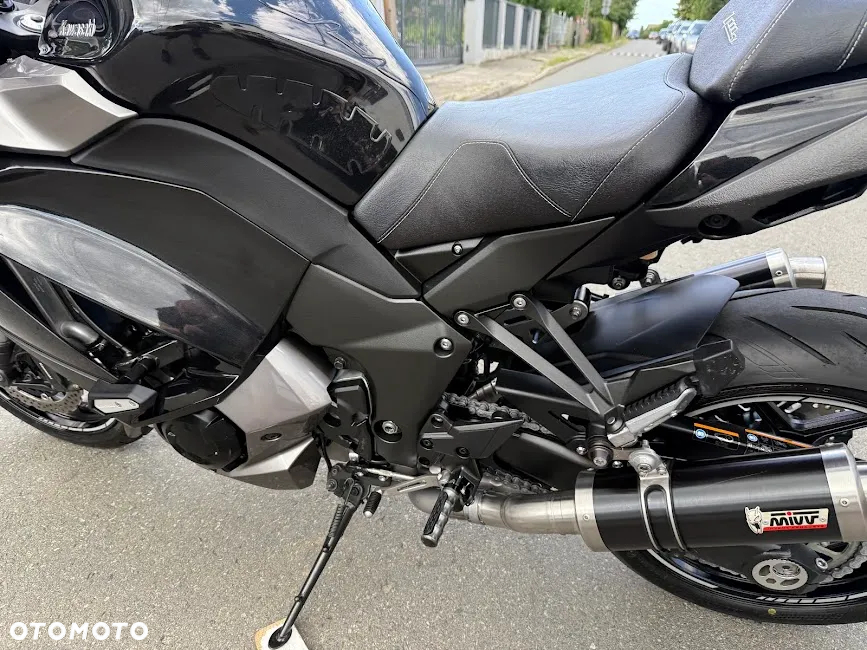 Kawasaki Ninja 1000 SX - 10