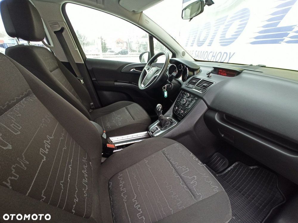 Opel Meriva - 11