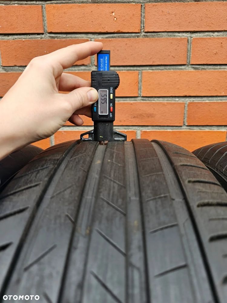 (O40) 225/60R17 99V 4,6-5,7mm 21r / Vredestein Ultrac - 6