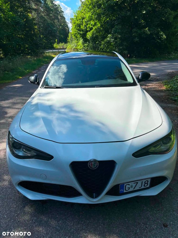 Alfa Romeo Giulia 2.0 Turbo TI Q4 - 6