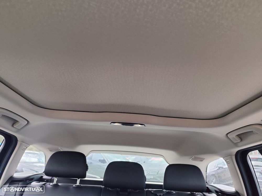 BMW 330 e Line Sport Auto - 41